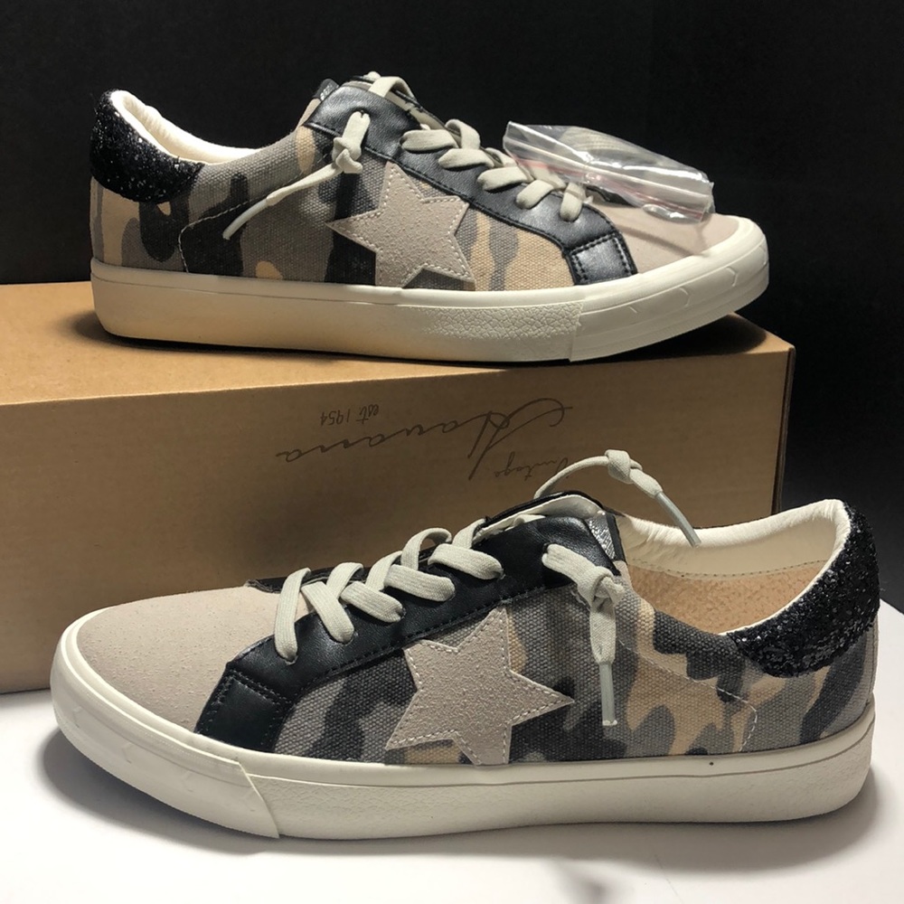 Vintage Havana Gail Sneakers ⭐️⭐️⭐️